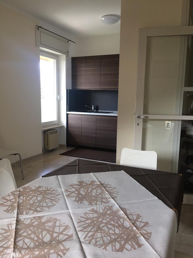 Casa Claudia Apartment Assenza di Brenzone Luaran gambar