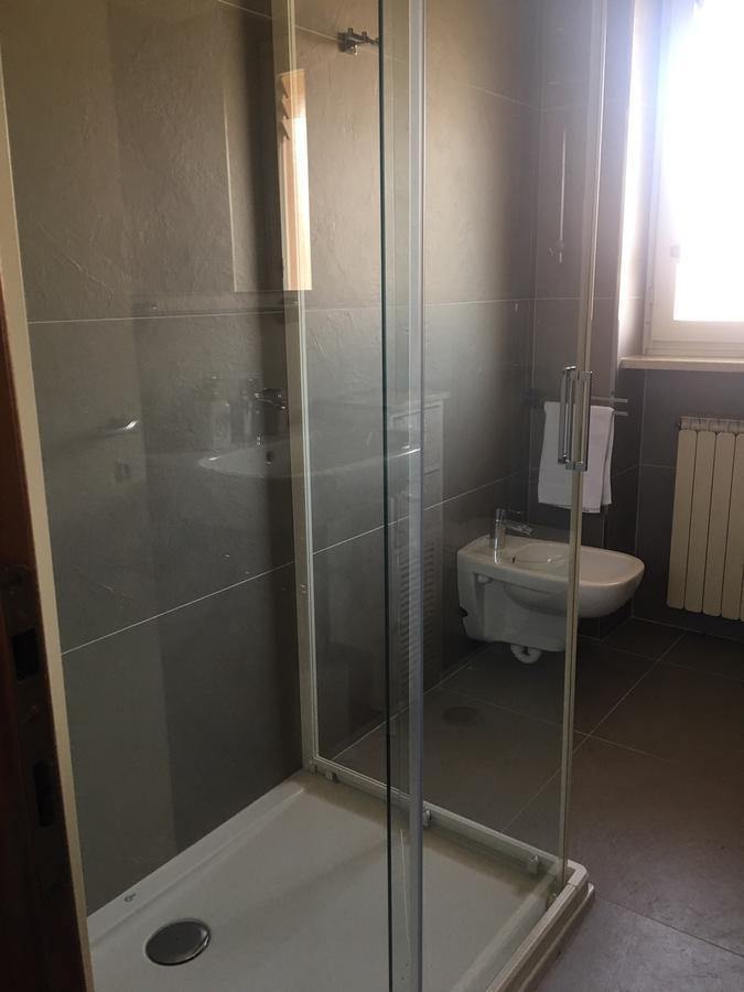 Casa Claudia Apartment Assenza di Brenzone Luaran gambar
